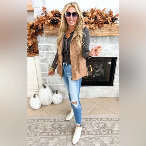 Zenana Military Hoodie Vest Camel Size Small - Picture 4 of 8